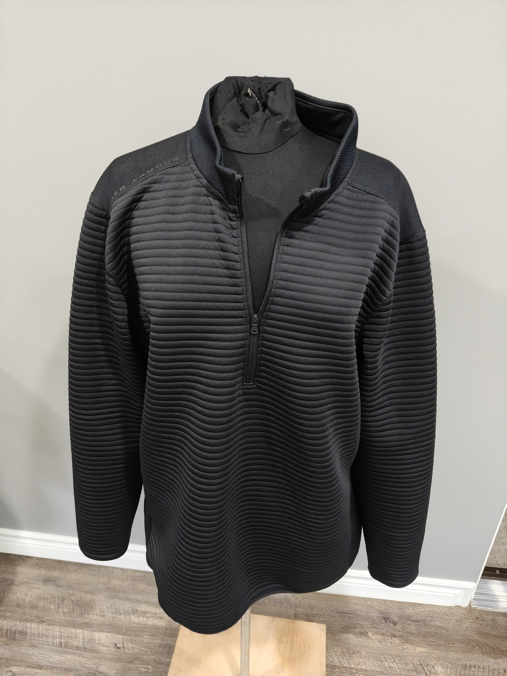 Under Armour Golf Men's Black Ribbed Quarter-Zip Pullover XXL